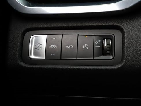 Used 2026 GMC Acadia Denali image 37