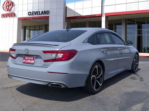 Used 2022 Honda Accord Sport image 7