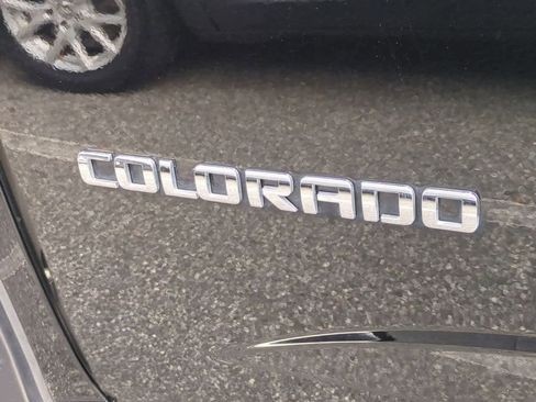 Used 2018 Chevrolet Colorado W/T w/ WT Convenience Package image 13