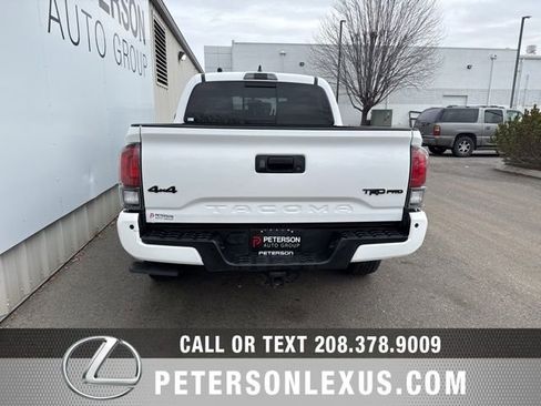 Used 2017 Toyota Tacoma TRD Pro AWD/4WD image 4