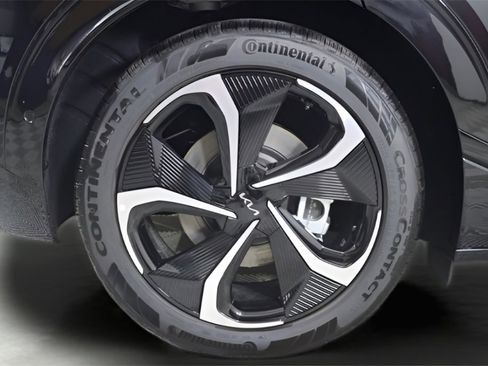 Used 2024 Kia EV6 GT-Line image 8