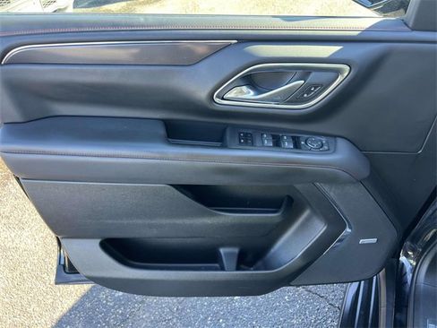 Used 2023 Chevrolet Suburban RST image 16