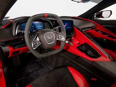 Used 2023 Chevrolet Corvette Stingray Premium Conv w/ Z51 Performance Package RWD image 34