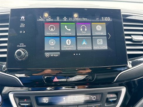 Used 2020 Honda Pilot Elite image 15