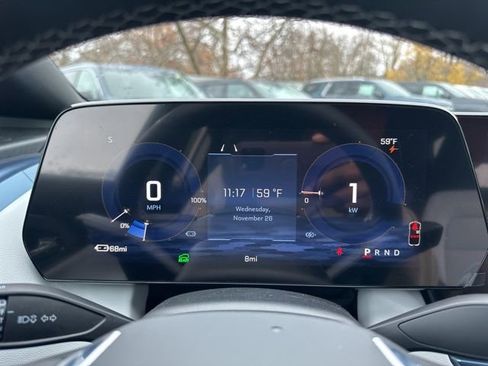 New 2026 Chevrolet Equinox EV LT image 17