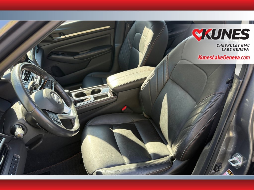 Used 2024 Nissan Altima 2.5 SR w/ SR Premium Package FWD image 20