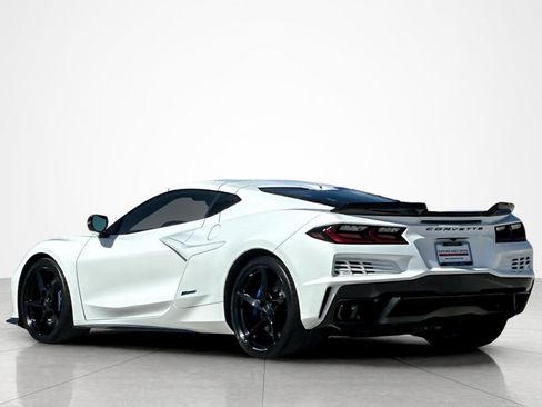 Used 2026 Chevrolet Corvette E-Ray w/ Stealth Interior Trim Package AWD/4WD image 3