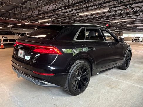 Used 2019 Audi Q8 Prestige w/ Towing Package AWD/4WD image 8