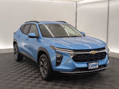 New 2026 Chevrolet Trax LT image 6