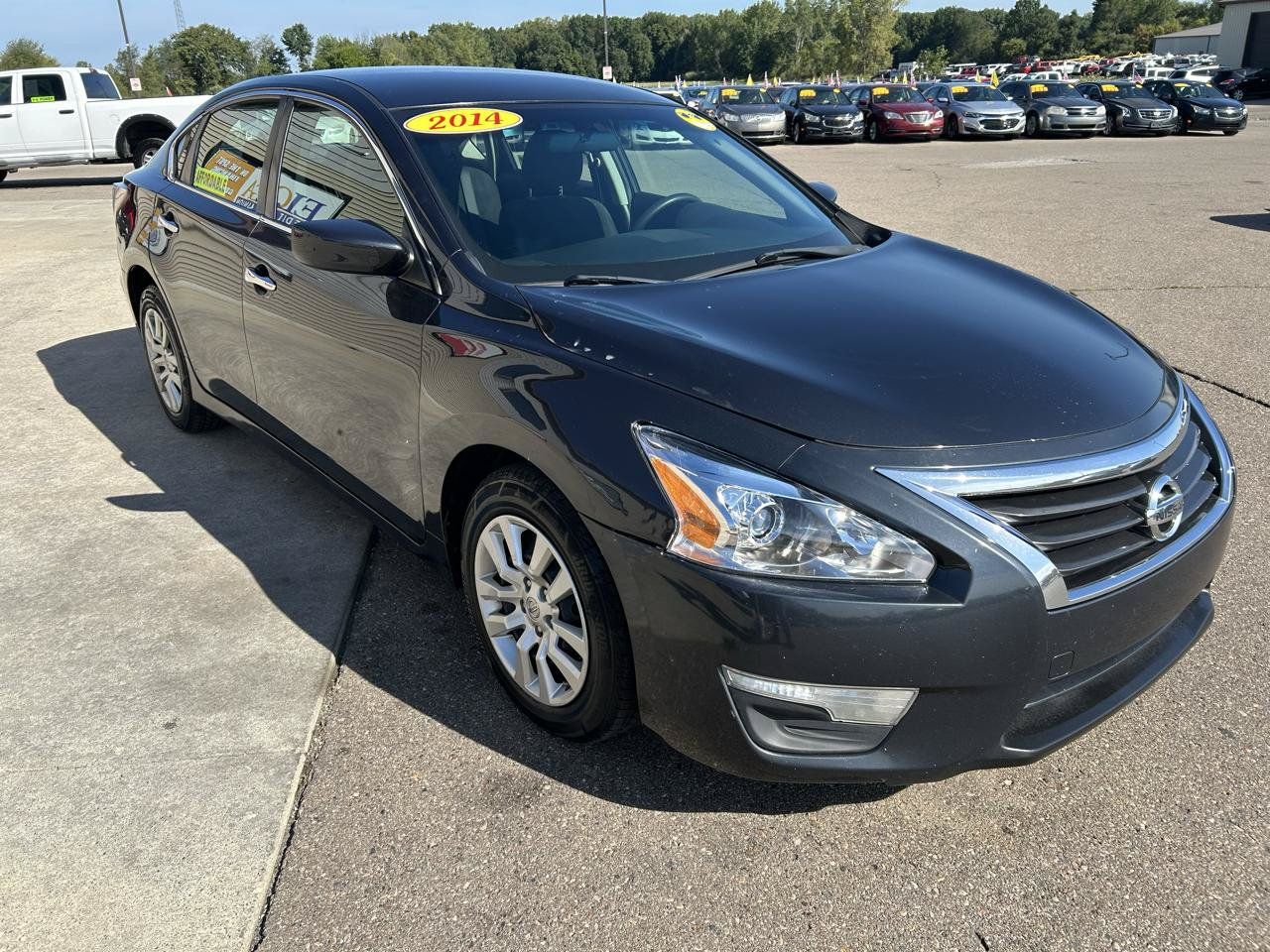 Used 2014 Nissan Altima 2.5 S FWD image 3