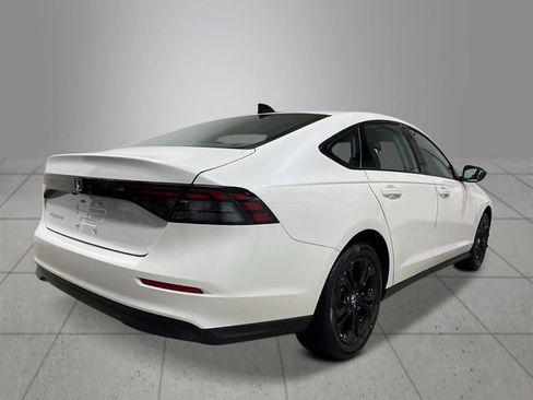 New 2025 Honda Accord SE image 5