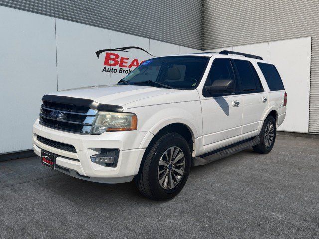 Used 2015 Ford Expedition XLT w/ Equipment Group 202A RWD image 7
