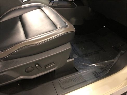 Used 2025 Ford Bronco Outer Banks image 33