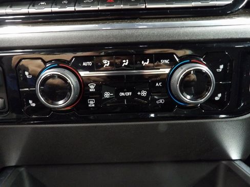 Used 2024 Chevrolet Silverado 1500 RST image 45