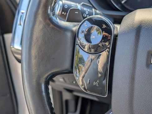 Used 2020 Land Rover Discovery Landmark image 33