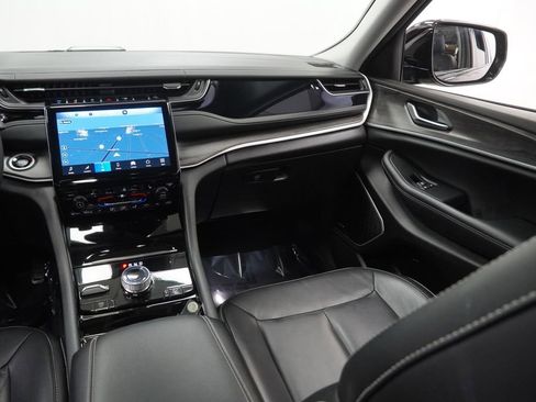 Certified 2022 Jeep Grand Cherokee Limited 4xe image 33