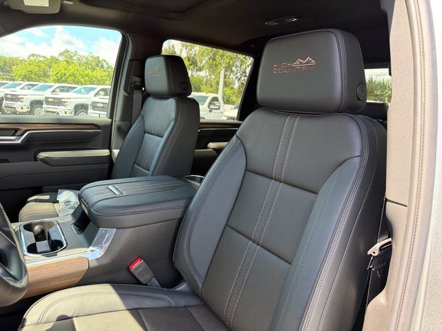 New 2026 Chevrolet Silverado 2500 High Country w/ High Country Premium Package AWD/4WD image 24