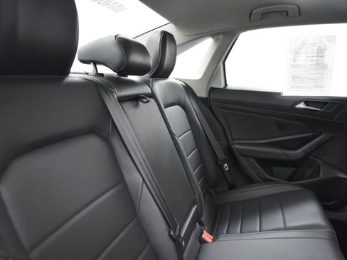 Used 2021 Volkswagen Jetta SEL image 16