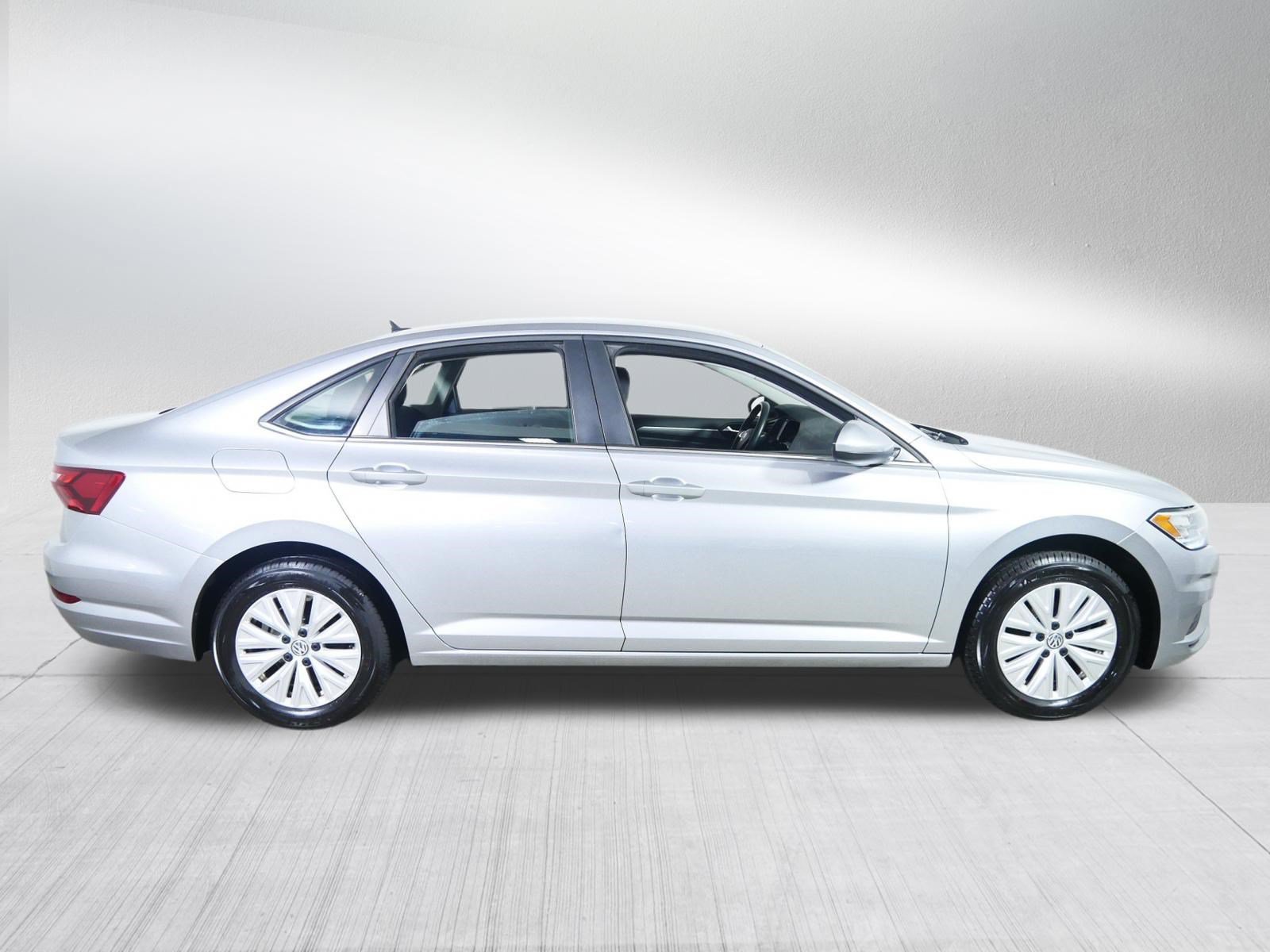 Used 2020 Volkswagen Jetta SE FWD image 8