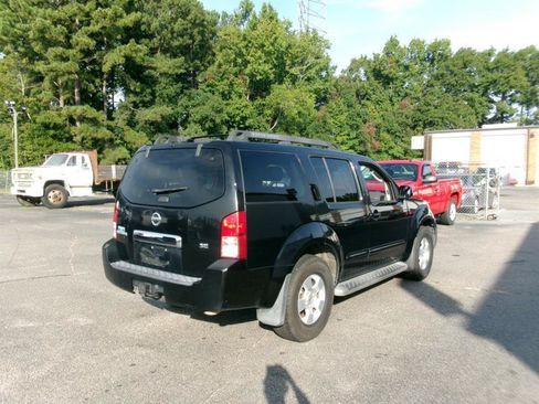 Used 2007 Nissan Pathfinder SE RWD image 6