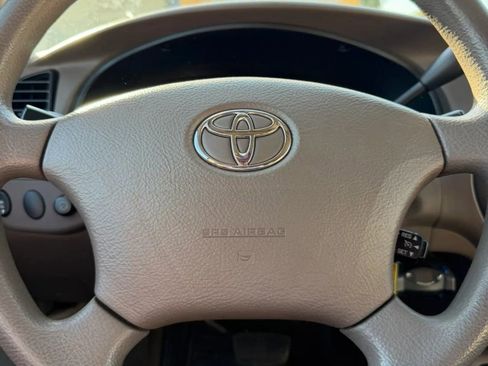 Used 2007 Toyota Sequoia SR5 RWD image 21