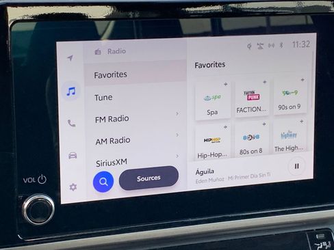 Used 2025 Toyota Camry LE image 20