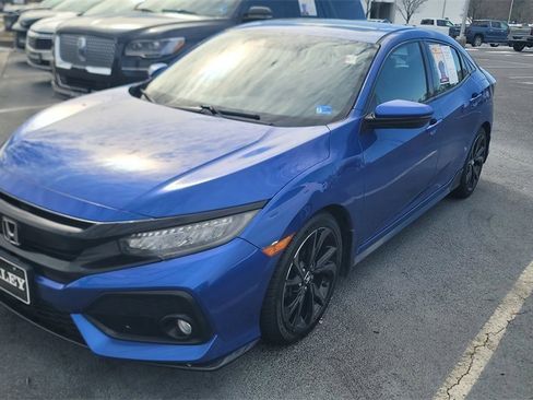 Used 2019 Honda Civic Sport Touring image 7