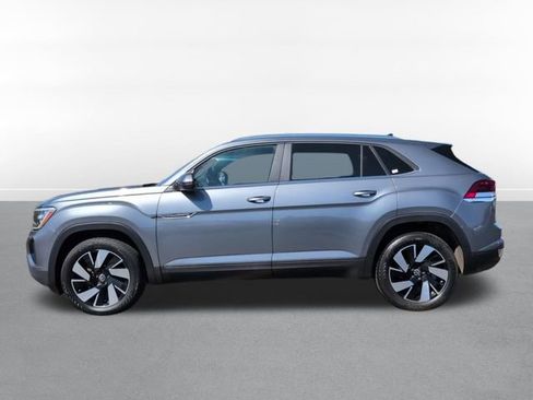 Used 2025 Volkswagen Atlas Cross Sport SE image 9