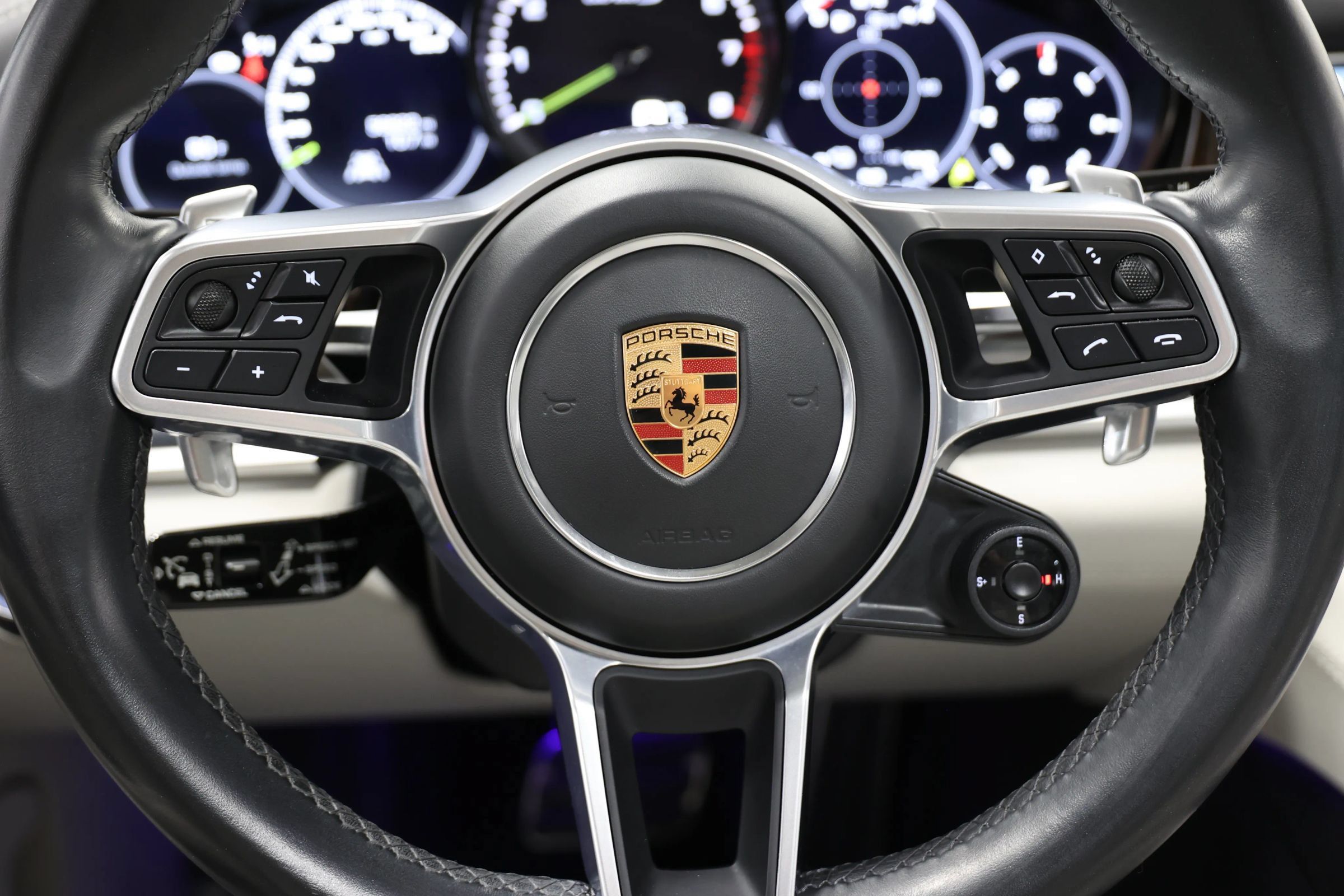 Used 2018 Porsche Panamera Turbo S Executive w/ Assistance Package AWD/4WD image 26