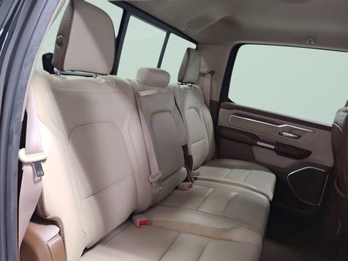Used 2020 RAM 1500 Laramie AWD/4WD image 17