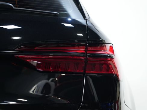 Used 2021 Audi RS 6 w/ Carbon Optic Package image 17