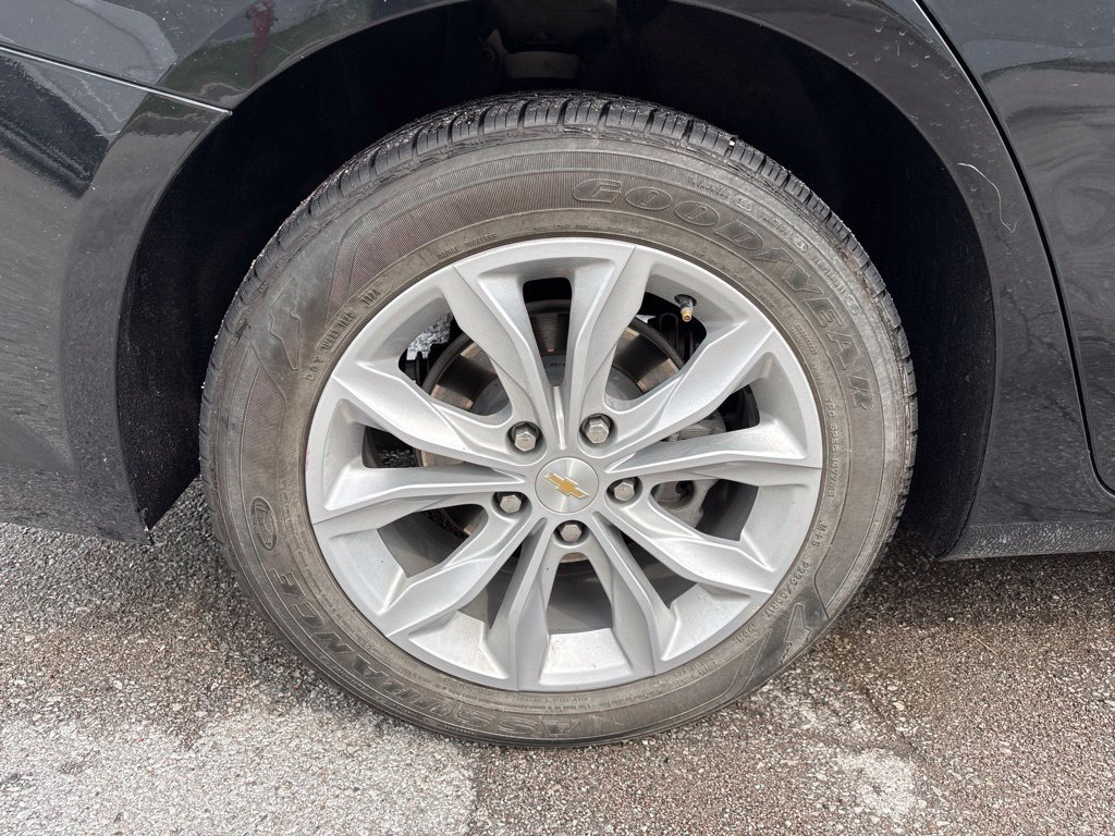 Used 2025 Chevrolet Malibu LT FWD image 22