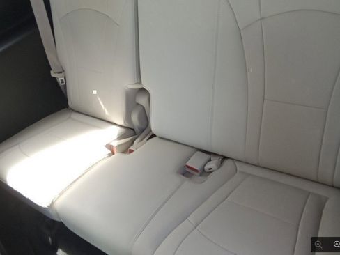 Used 2023 Buick Enclave Essence w/ Experience Buick Package image 6