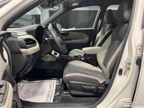 Used 2026 Subaru Forester AWD/4WD image 13