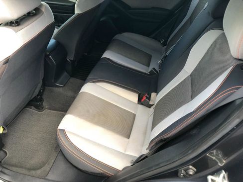 Used 2018 Subaru Crosstrek 2.0i Premium w/ Eyesight System image 28