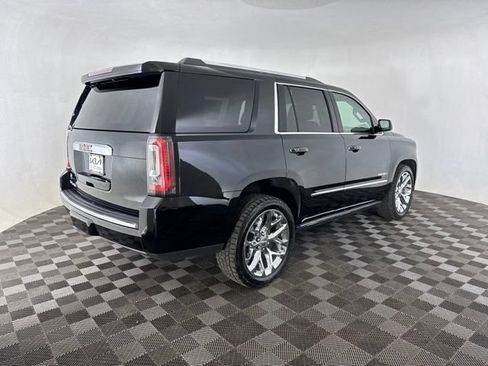 Used 2017 GMC Yukon Denali w/ Open Road Package AWD/4WD image 7
