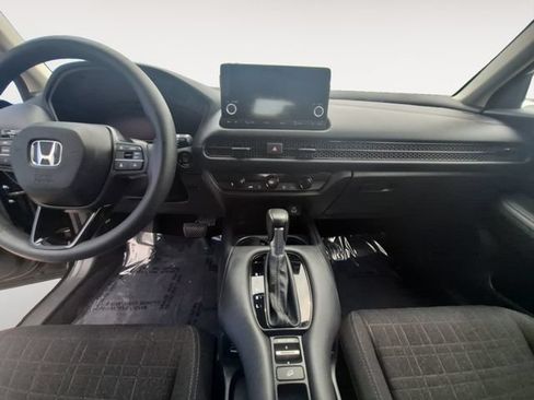 Certified 2023 Honda HR-V LX image 10
