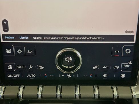 Used 2025 GMC Acadia Elevation image 23