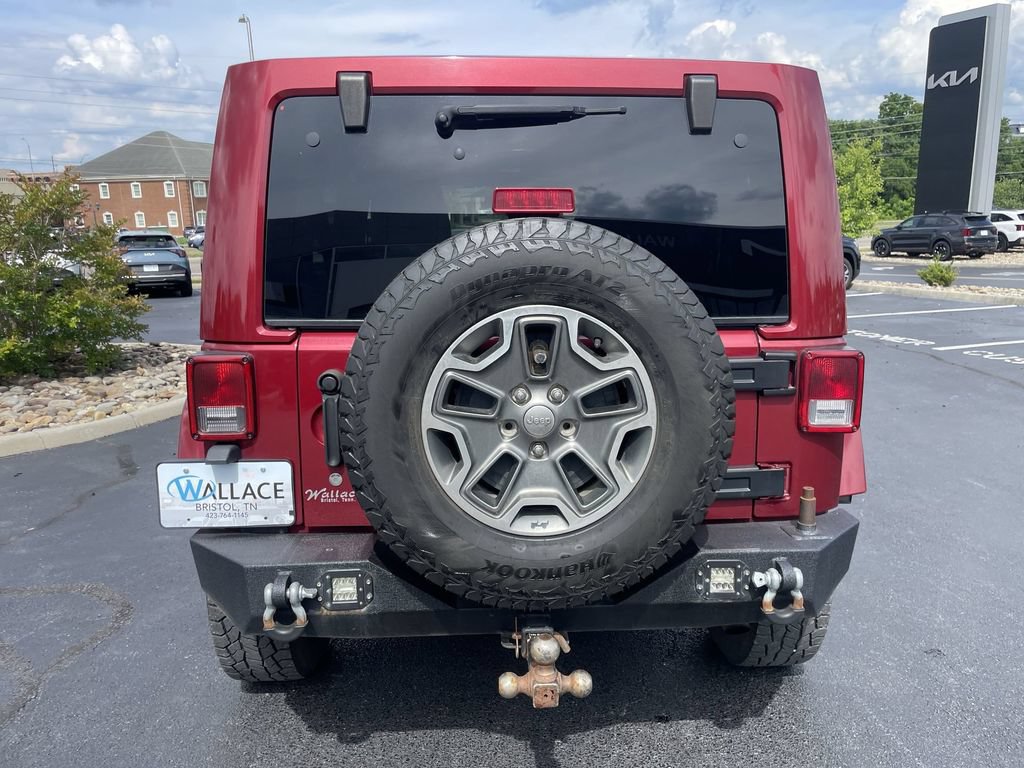 Used 2013 Jeep Wrangler Unlimited Rubicon w/ Connectivity Group AWD/4WD image 5