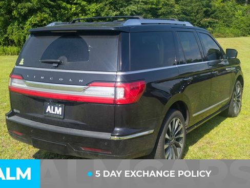 Used 2021 Lincoln Navigator Reserve w/ Luxury Package AWD/4WD image 4