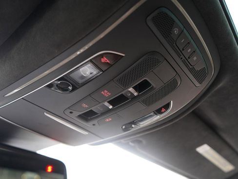 Used 2016 Audi A8 L 4.0T w/ Driver Assistance Package image 33