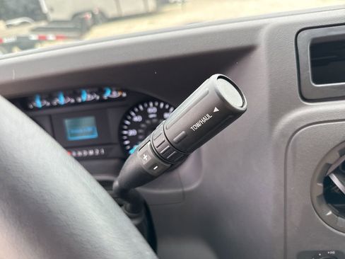 New 2025 Ford E-450 and Econoline 450 Super Duty w/ Power Equipment Group image 27