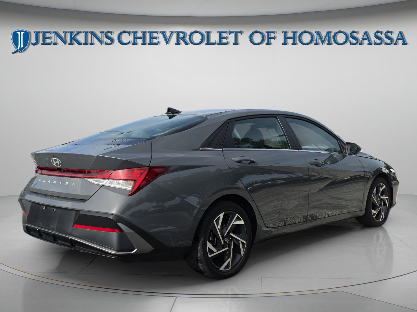 Used 2025 Hyundai Elantra SEL FWD image 5