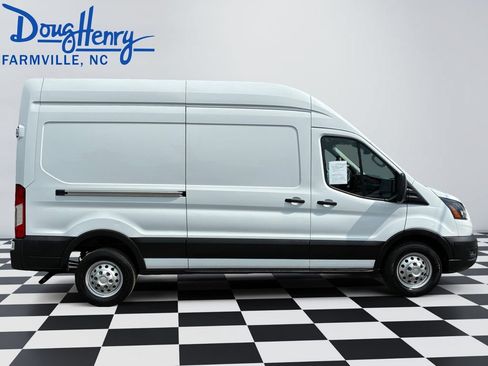 Used 2023 Ford Transit 250 148 High Roof AWD w/ Load Area Protection Package image 6