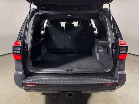 Used 2025 Toyota 4Runner SR5 image 10