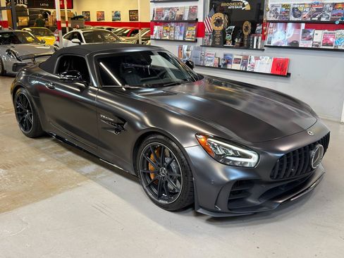 Used 2020 Mercedes-Benz AMG GT R image 27