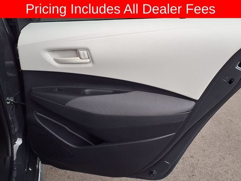 Used 2025 Toyota Corolla LE FWD image 13