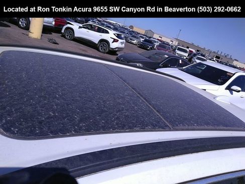 Used 2022 Volvo XC60 B5 Momentum w/ Advanced Package AWD/4WD image 13