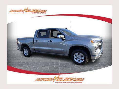 Used 2025 Chevrolet Silverado 1500 LT AWD/4WD image 1
