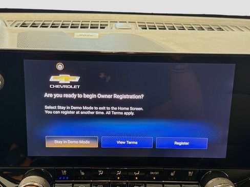 New 2025 Chevrolet Colorado ZR2 w/ Midnight Edition image 13